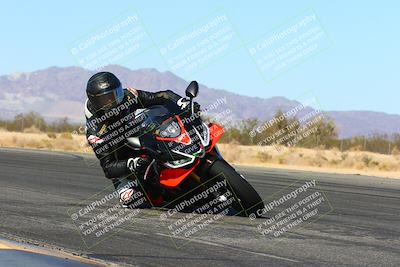 media/Feb-13-2022-SoCal Trackdays (Sun) [[c9210d39ca]]/Turn 7 Inside (1040am)/